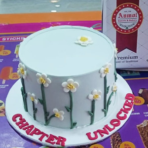 3lbs Daisy Bloom Designer Cake 3lbs Daisy Bloom Designer Cake