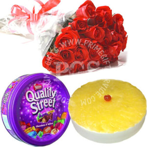 PC Hotel Cake with Chocolates and Roses