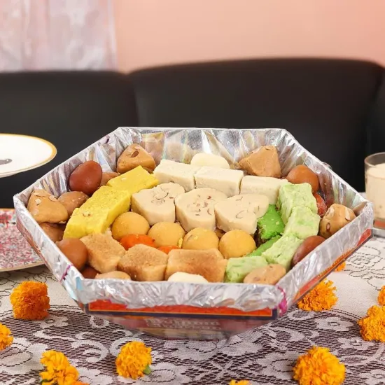 5Kg Mithai from Rehmat E Shireen